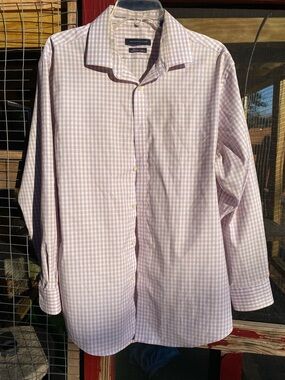 Tommy Hilfiger Men’s Light Pink and White Gingham Dress Shirt